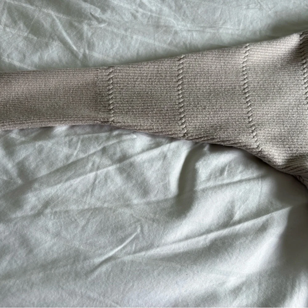 Tahari Ribbed Scoopneck Sweater in Blush - Picture 7 of 7